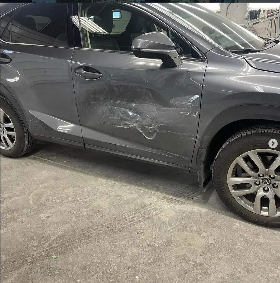Acura MDX side panel collision damage before repair
